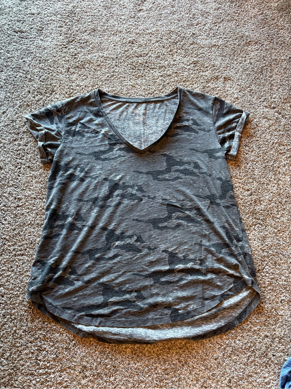 American Eagle Outfitters Gray Camo V-Neck Tee
